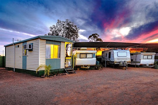 oasis tours coober pedy