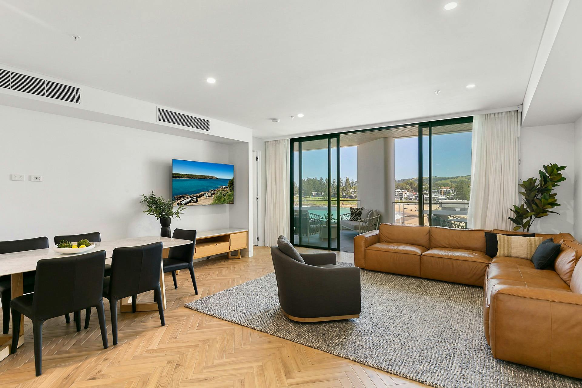Dining Room/Lounge Room