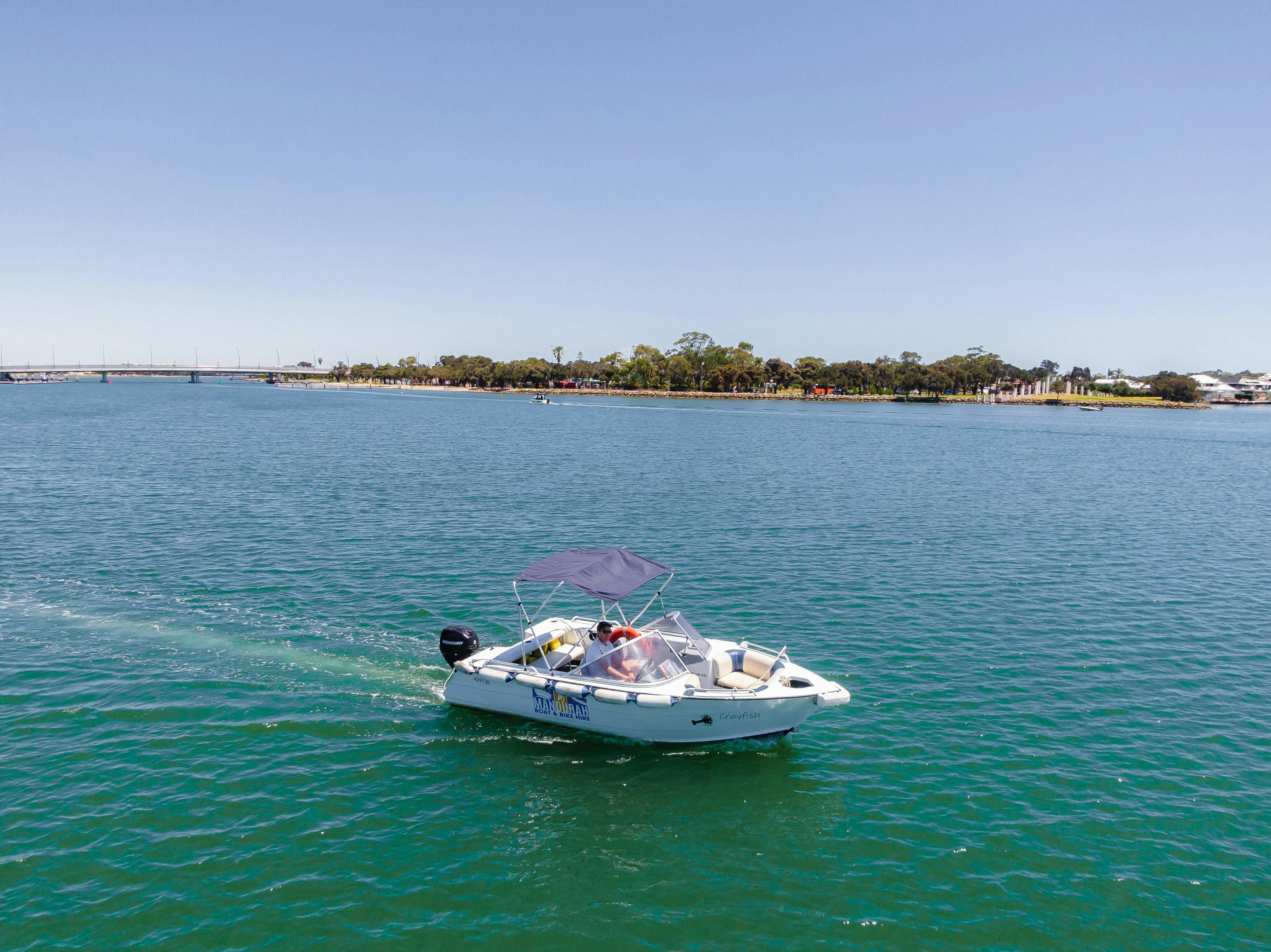 Bow rider on the Mandurah Estuary