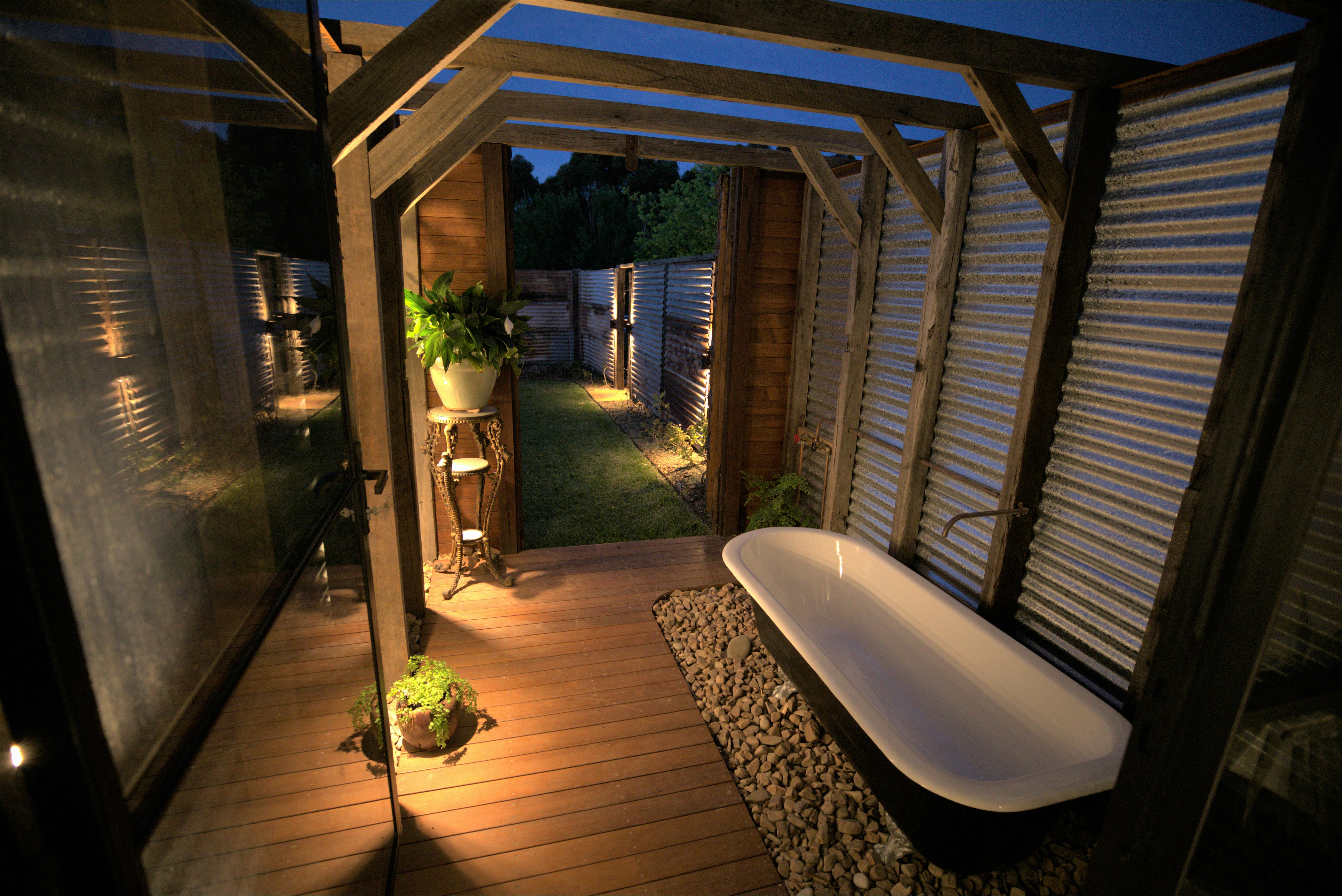 Millery bath