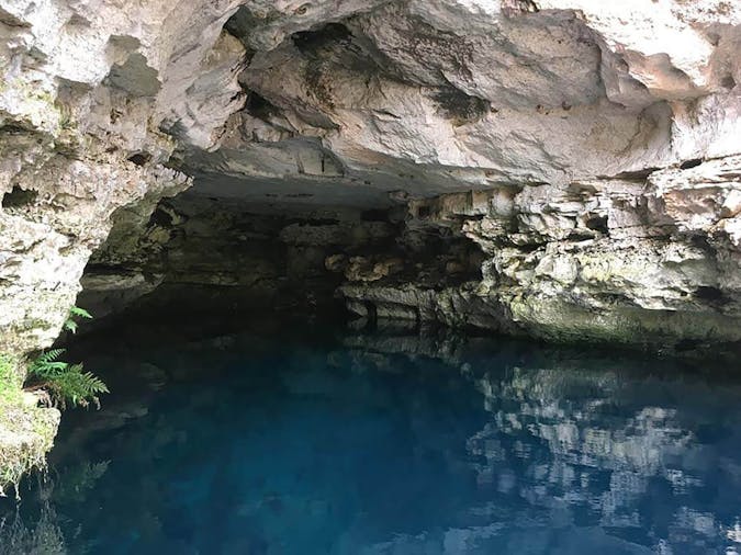 5 day Mount Gambier Caves, Sinkholes, Volcanoes Adventure