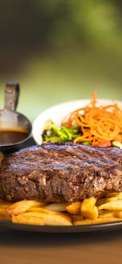 Steak, chips and salad