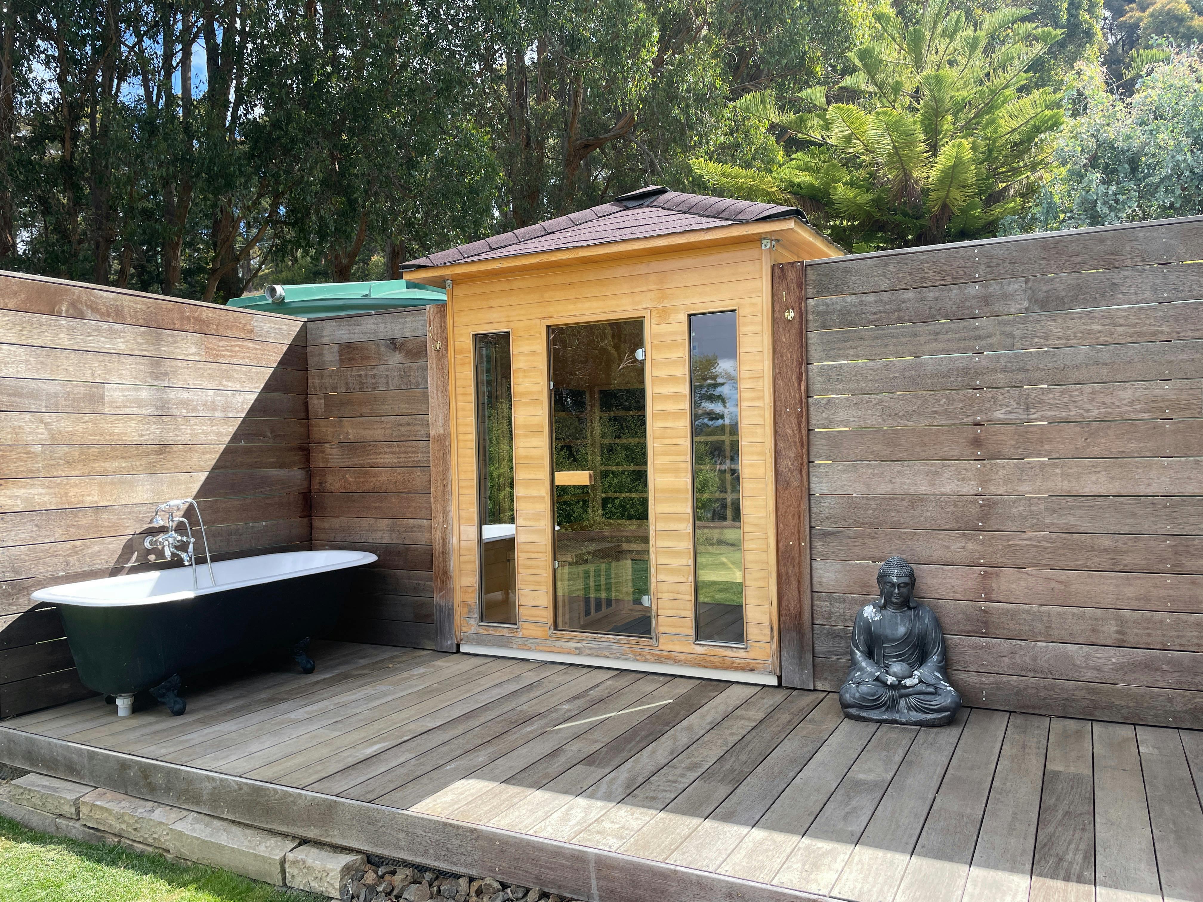 Outdoor Bath and Sauna