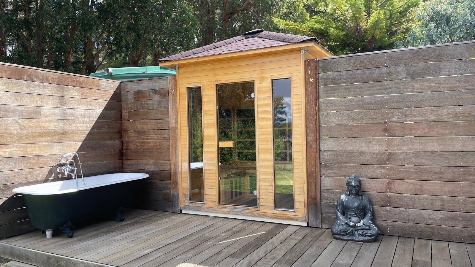 Outdoor Bath and Sauna
