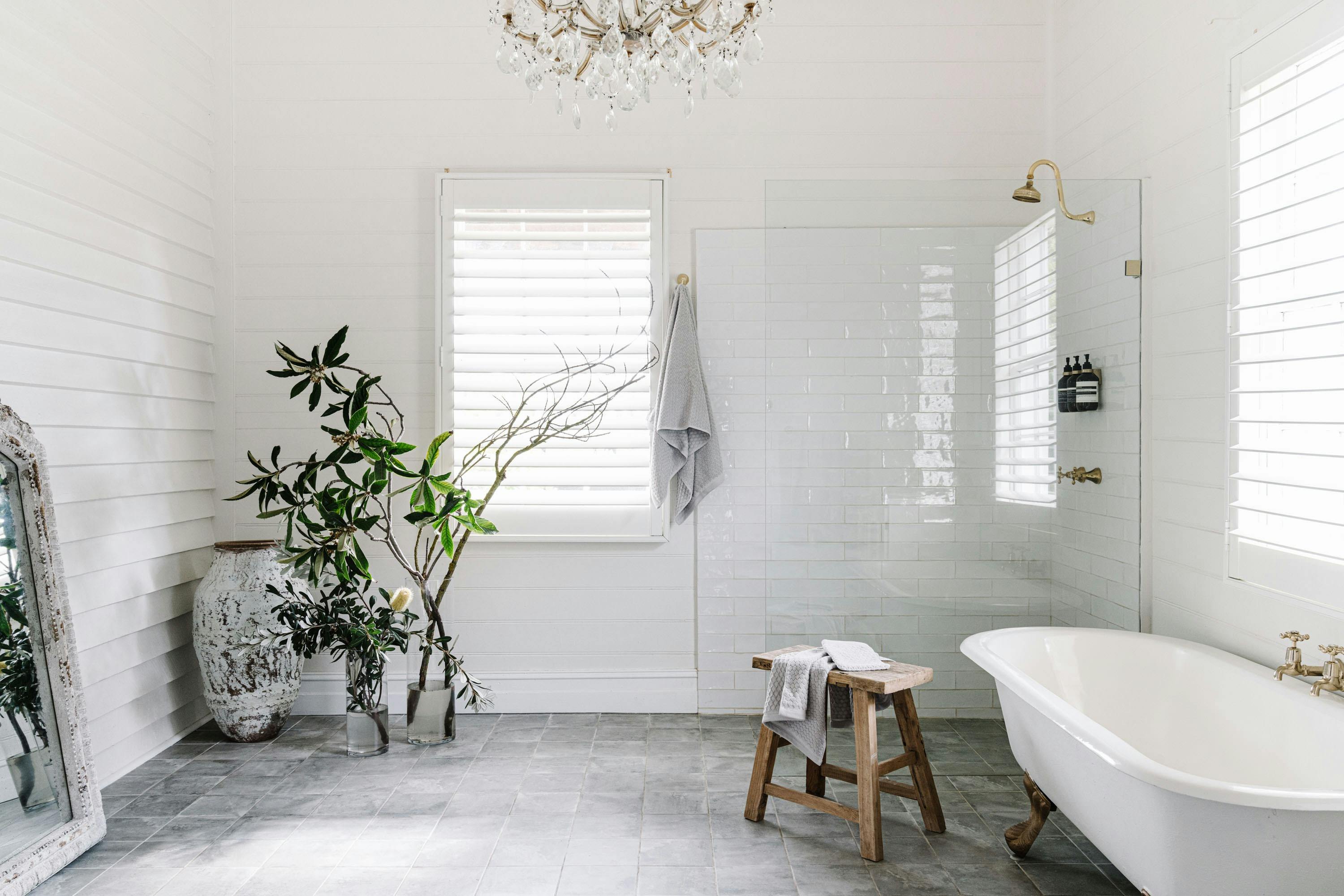 The Cottage at Dunmore Farm  Bathroom