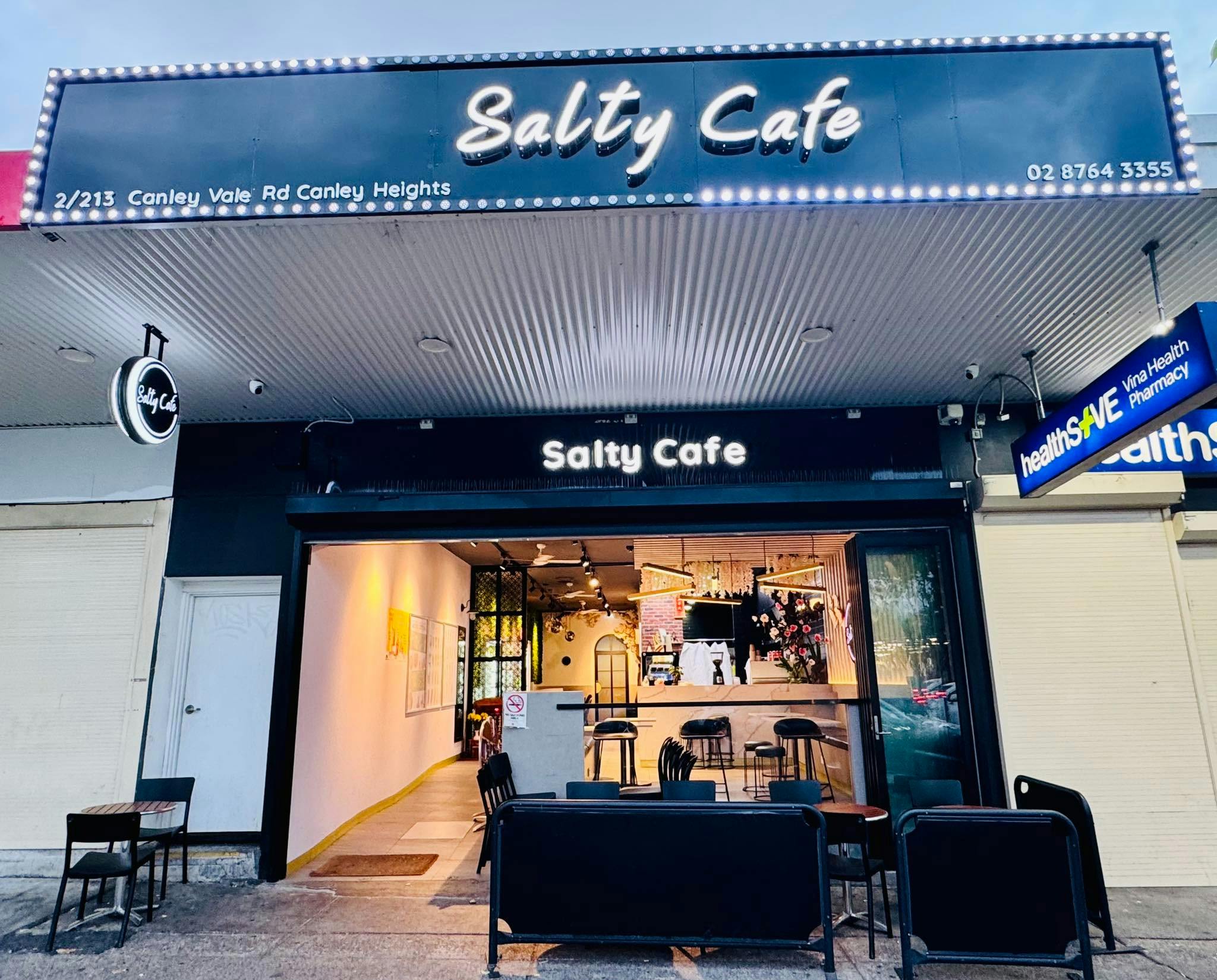 Salty Café