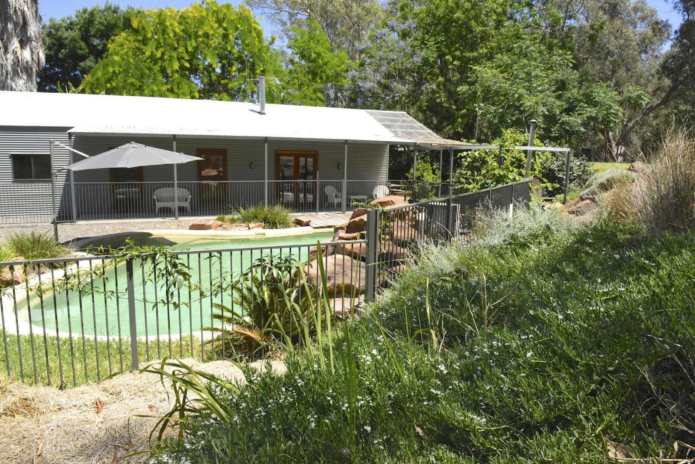 Tulluc Cottages Wagga Wagga Area Surrounds Visitnsw Com