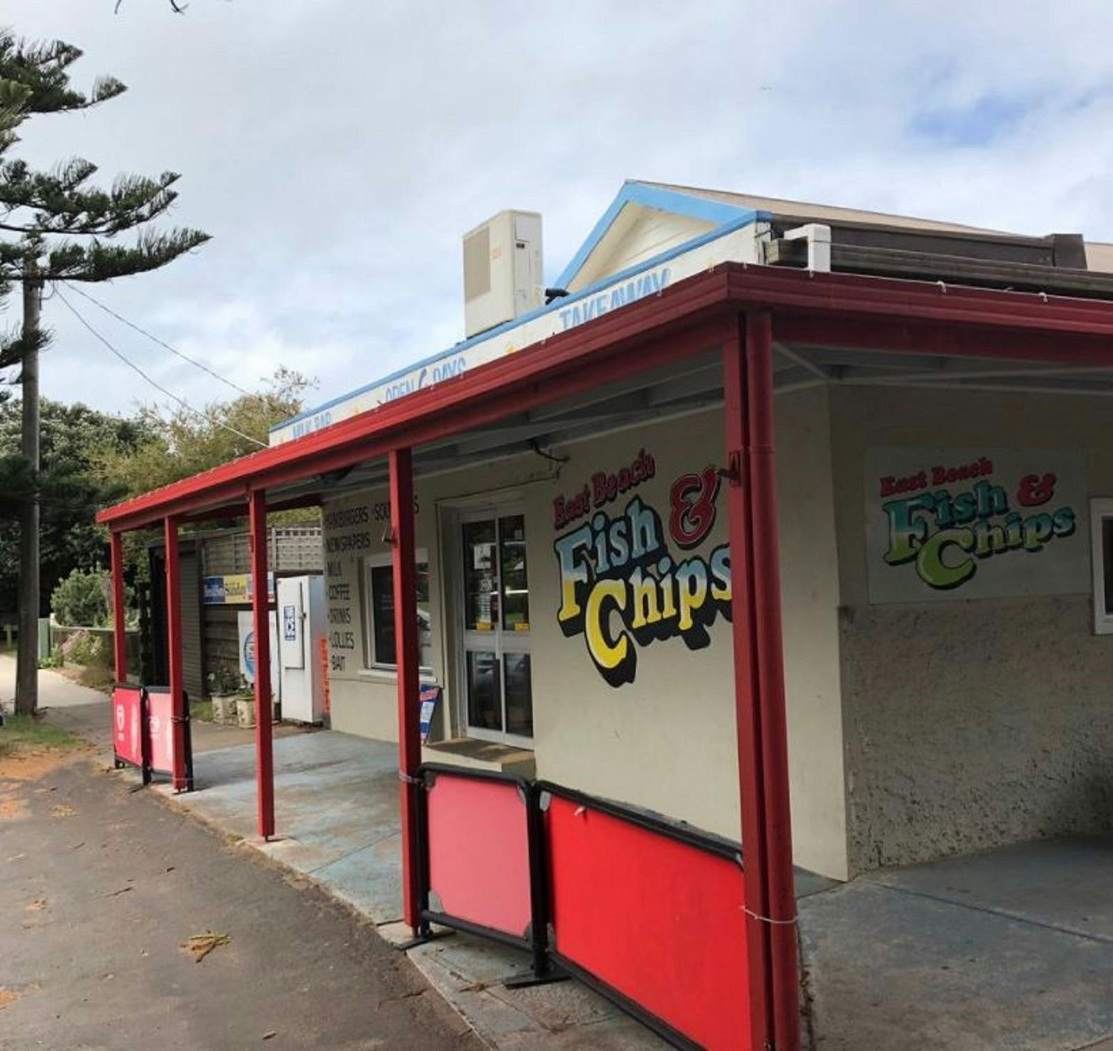 Port Fairy Lose yourself to the creativity of a communityEast Beach