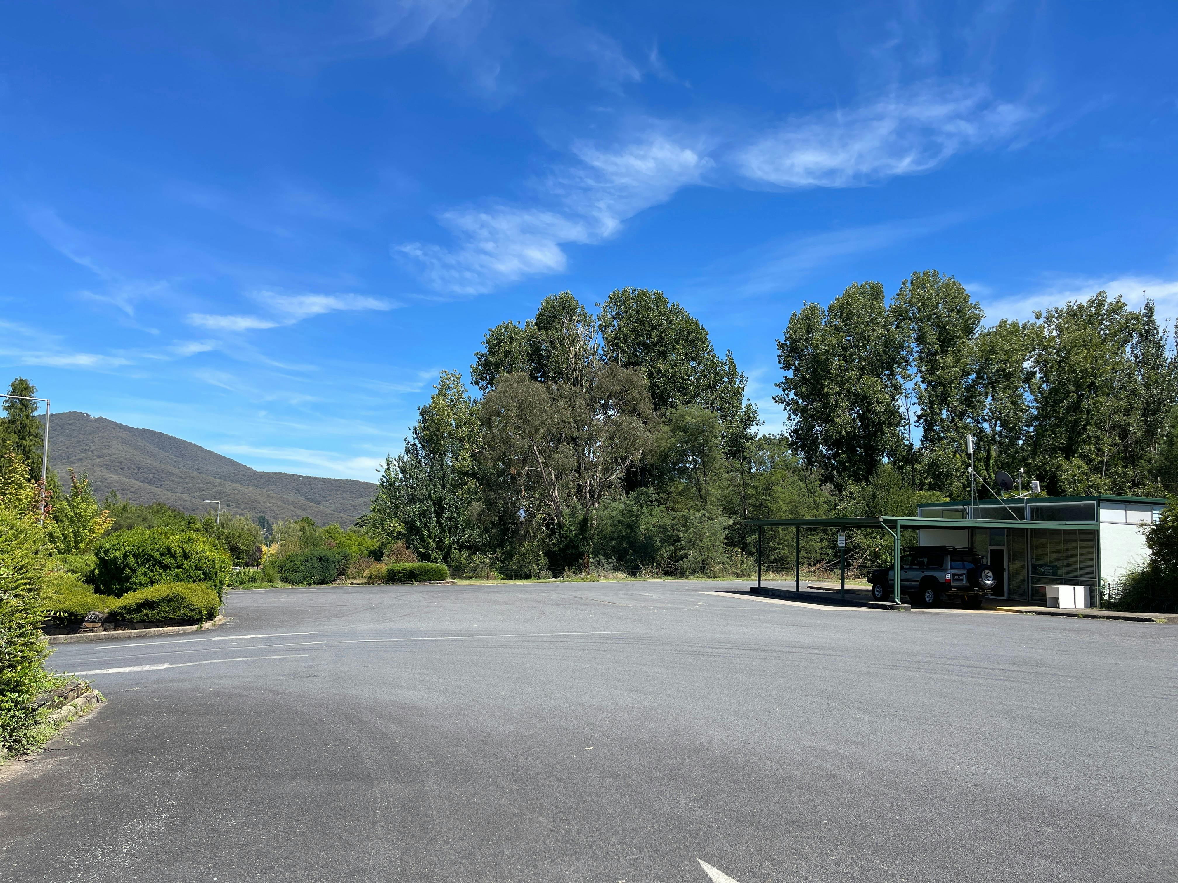 Khancoban Carpark EV