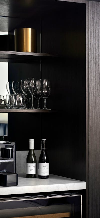 Mini Bar - Midnight Hotel