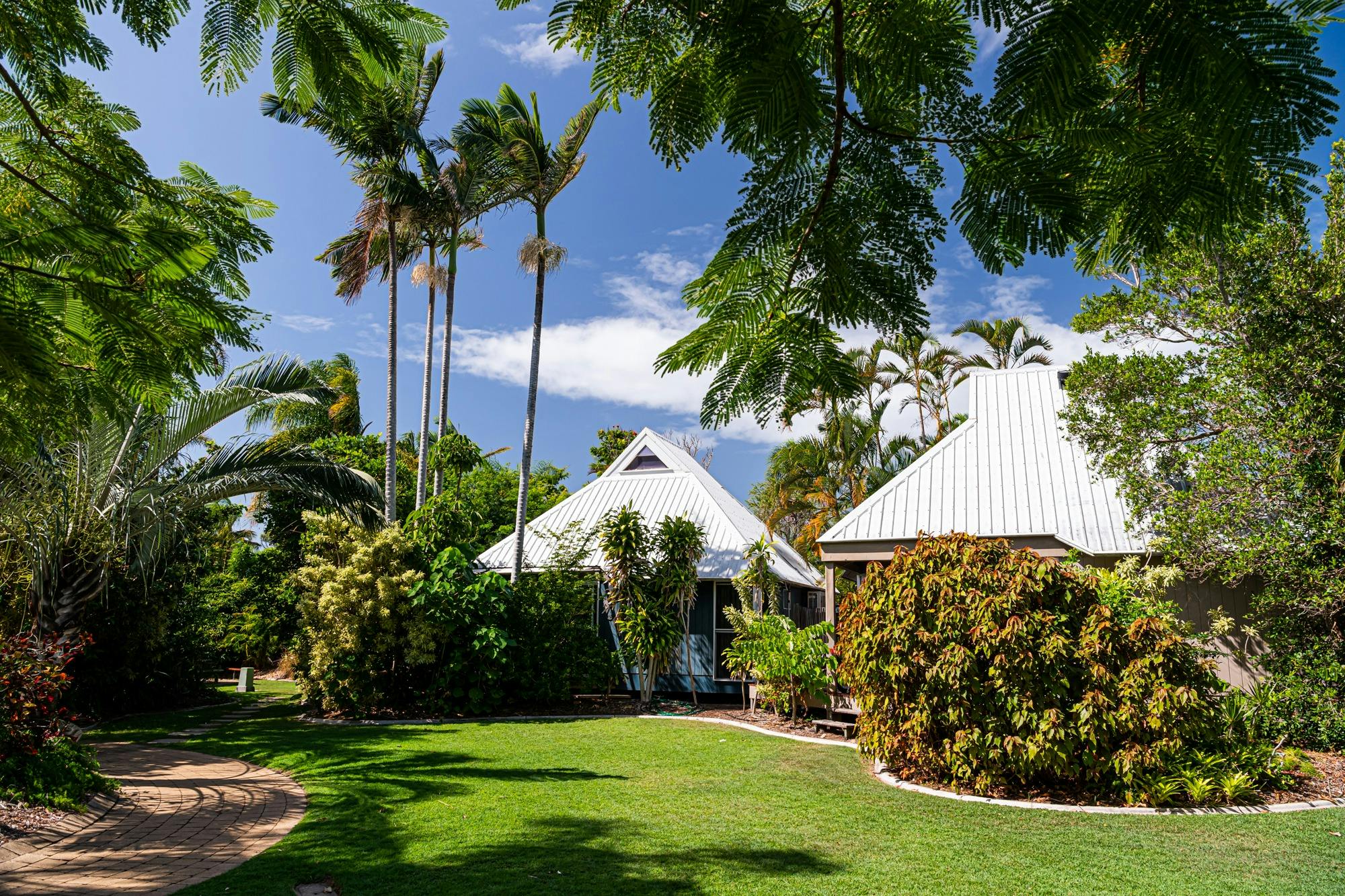 Kellys Beach Resort, self contained villa accommodation