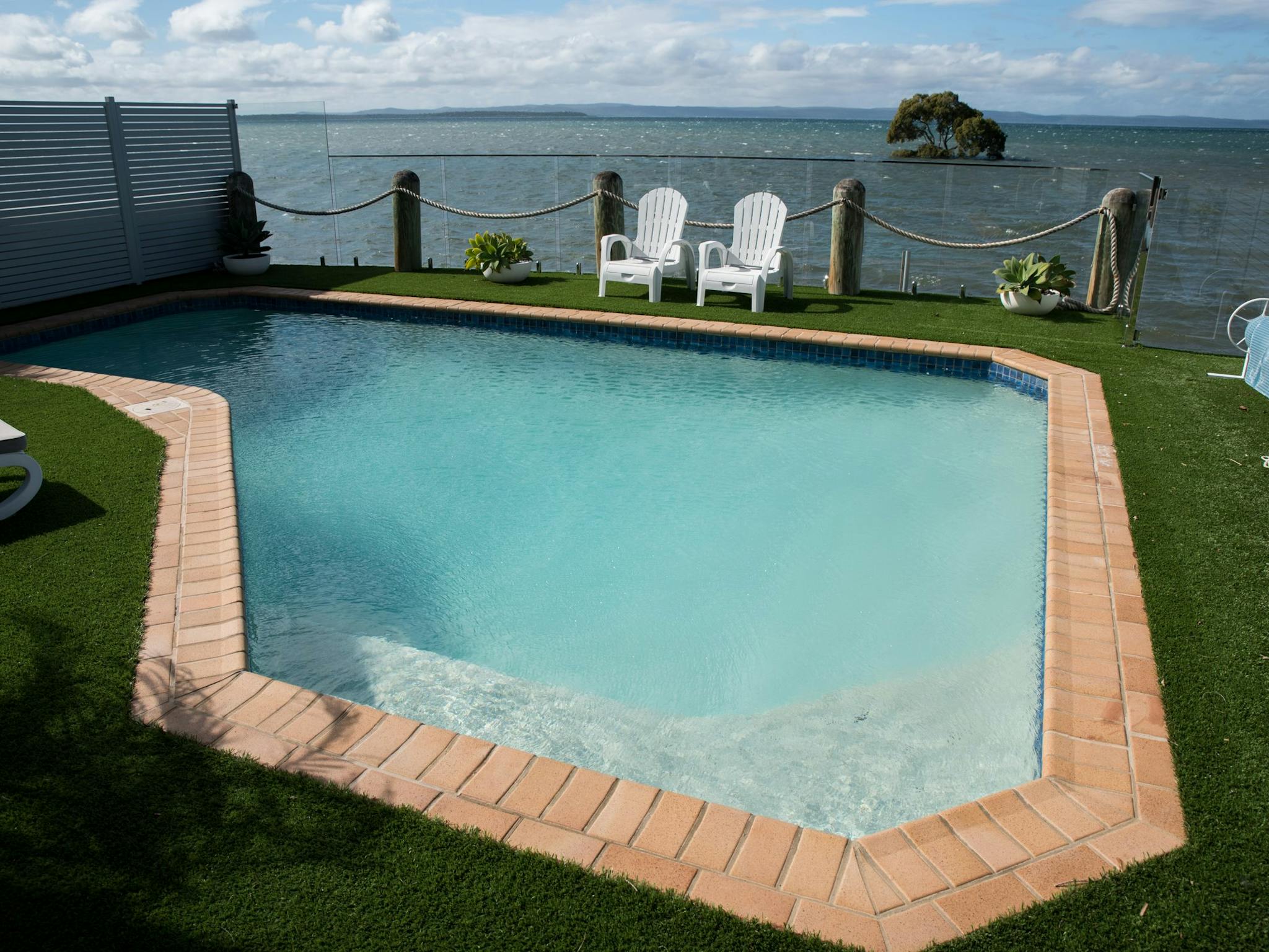 Pool overlooking Moreton Bay Pool overlooking Moreton Bay
