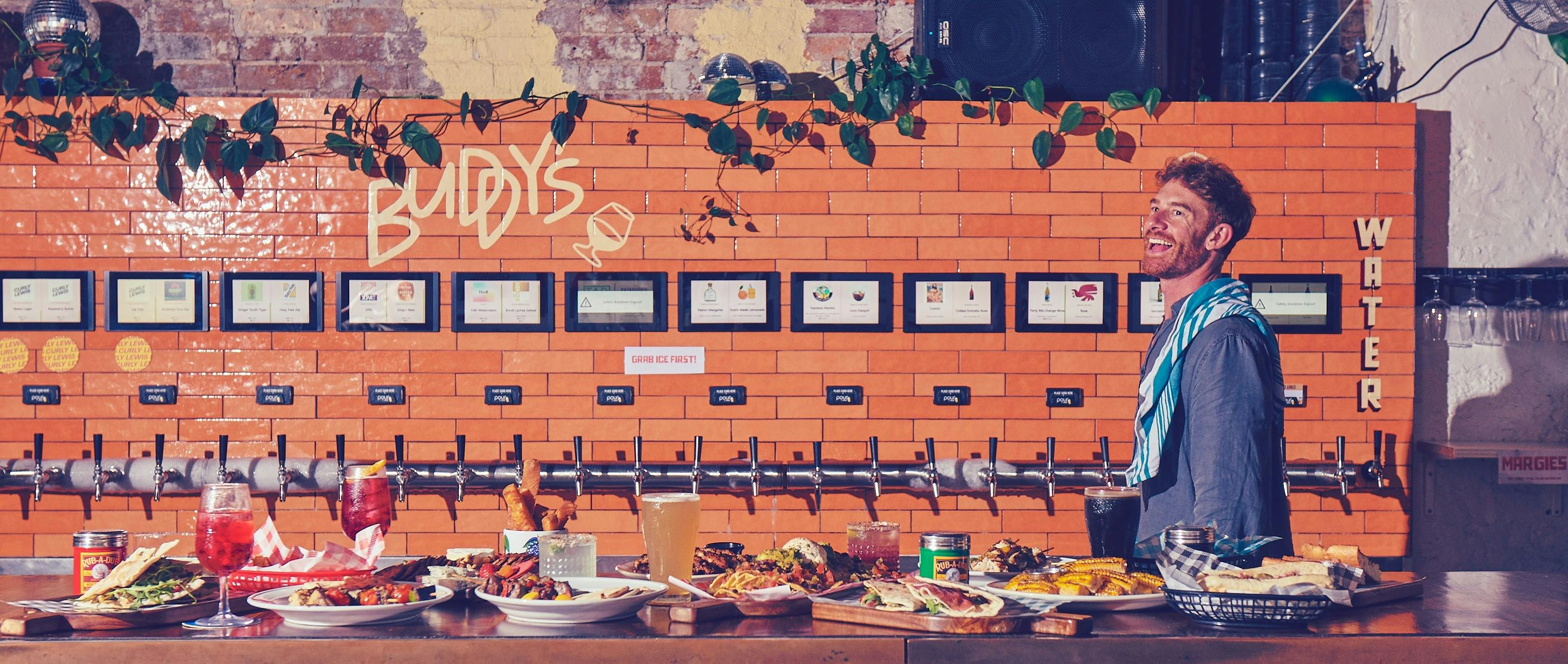 Buddy's Bar