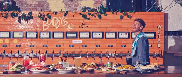 Buddy's Bar