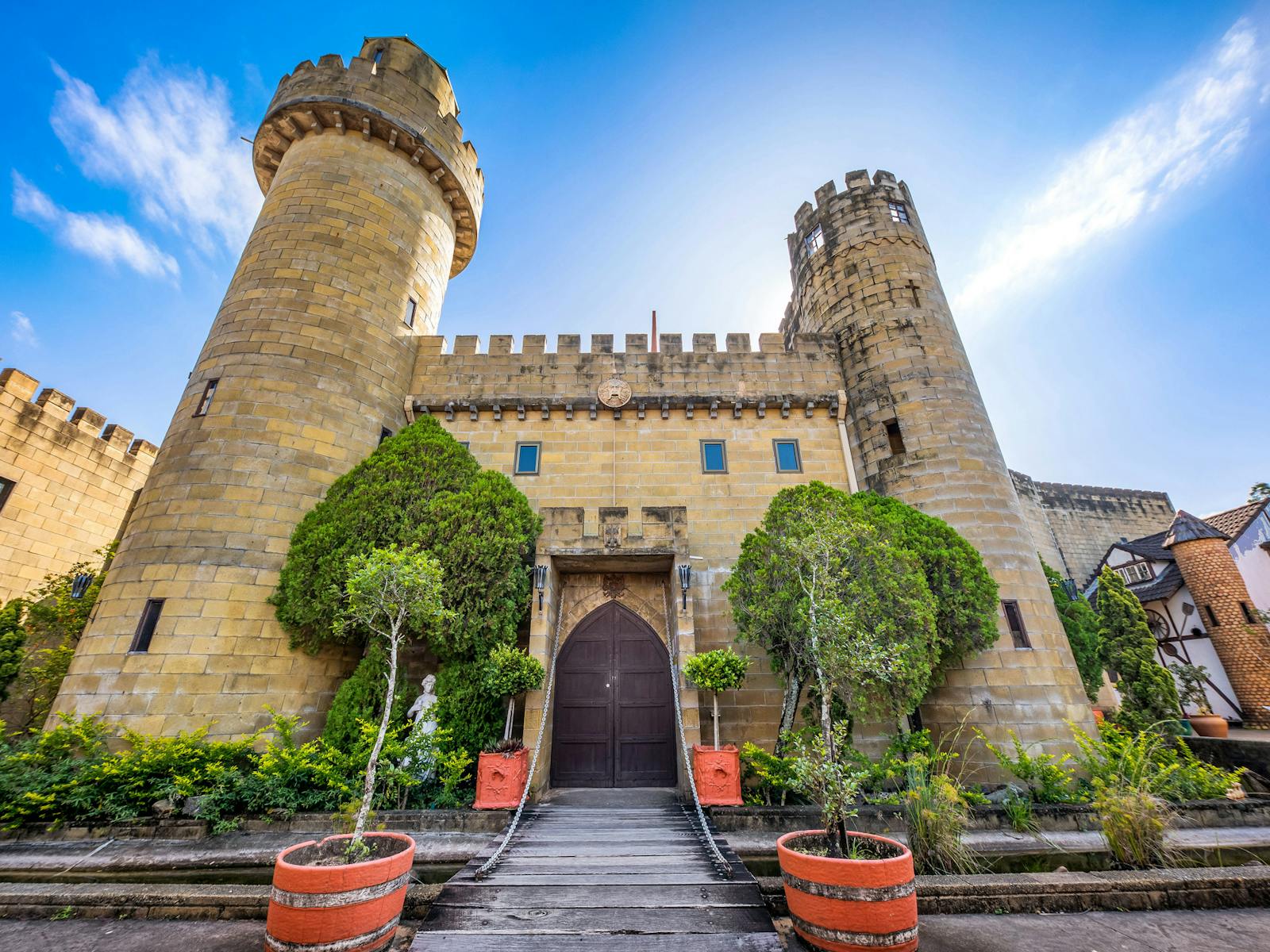 Sunshine Castle