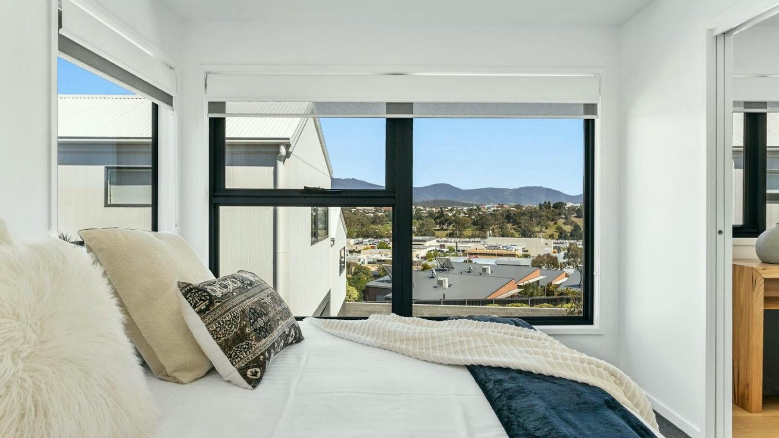 With views out to the mountains