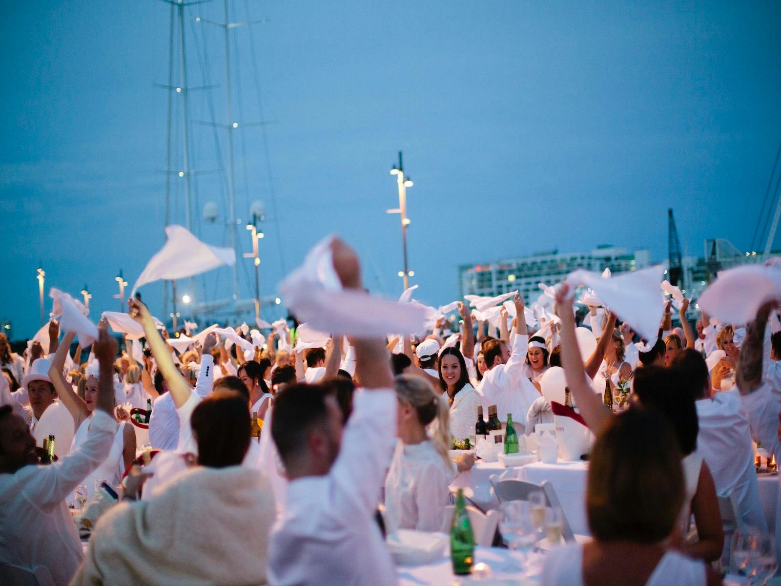 Diner en Blanc Traditions