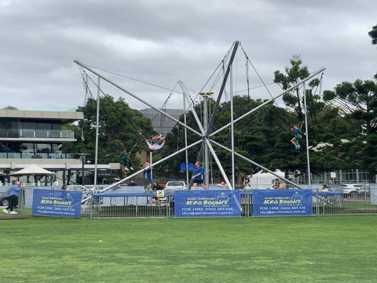Aero Bounce Bungy Trampolines - Geelong Waterfront