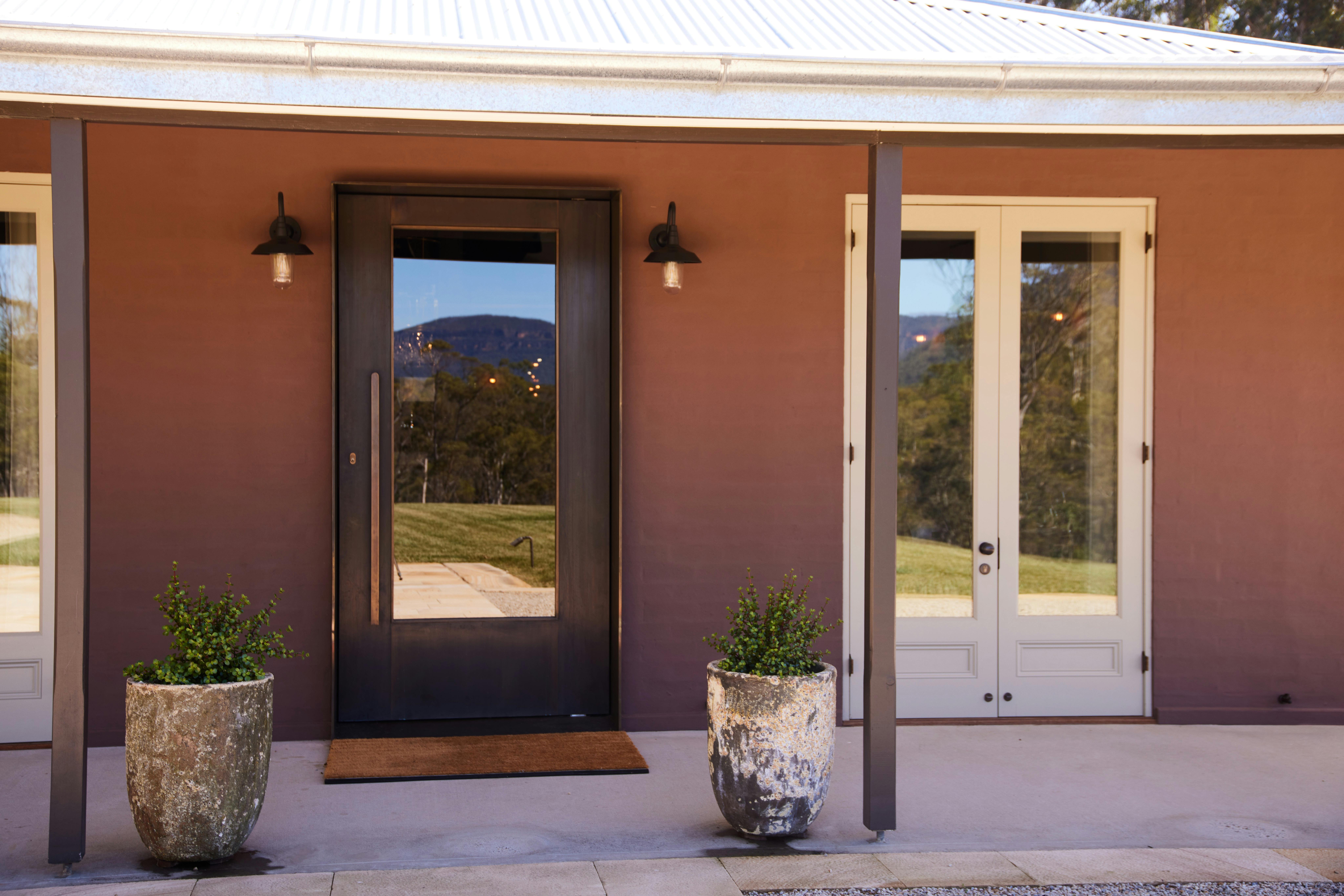 Entrance to Megalong