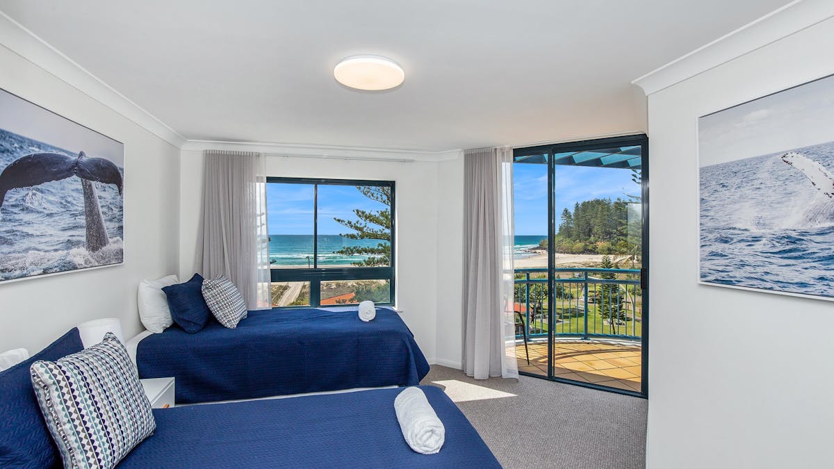 2nd bedroom