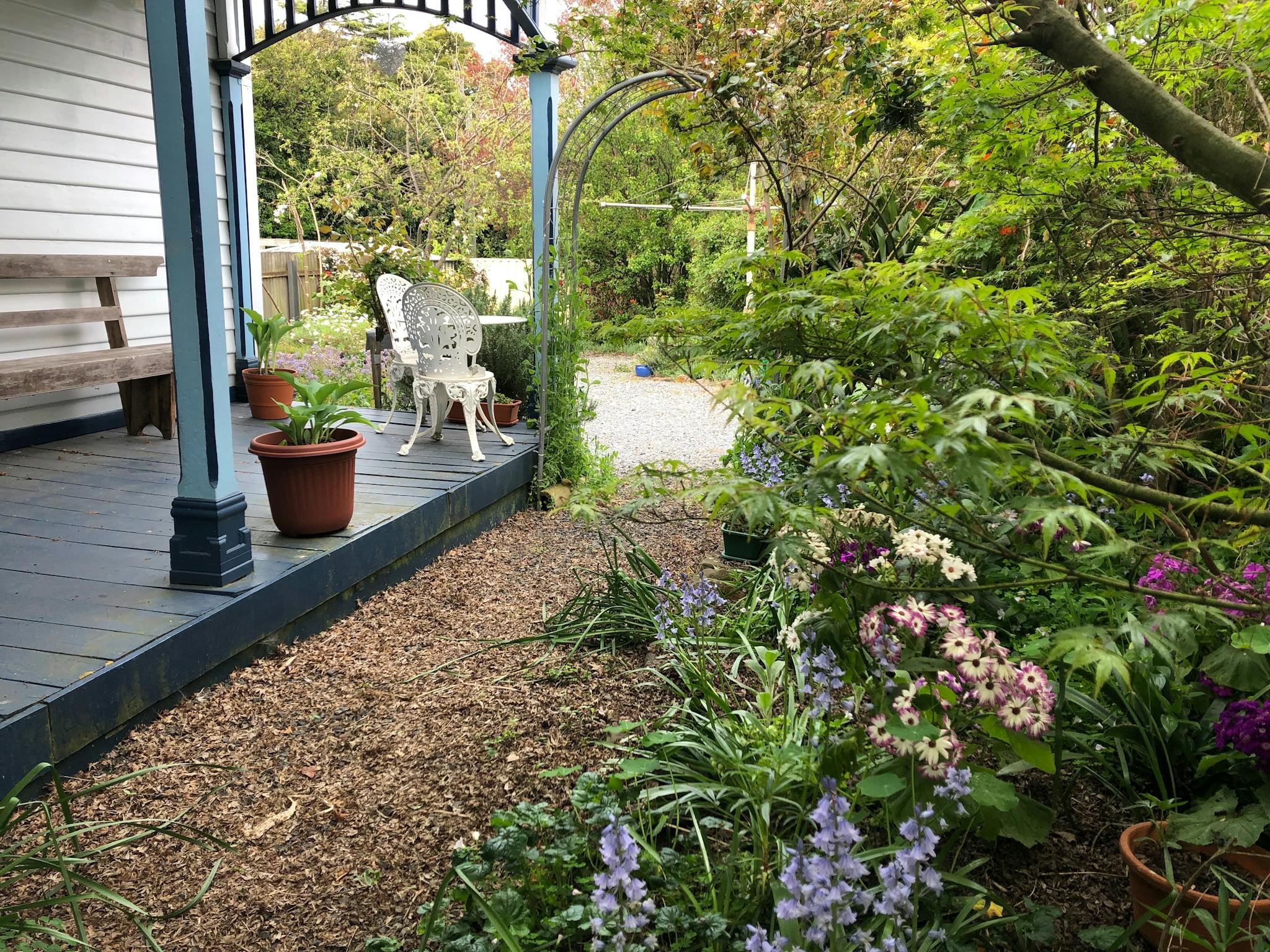 Relax overlooking garden