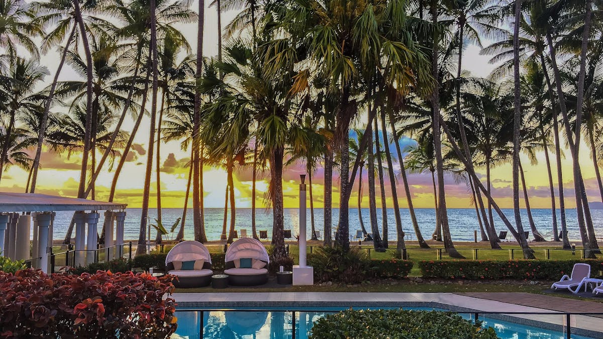 Beachfront Accommodation at Palm Cove beach - Cairns Holiday Specialists