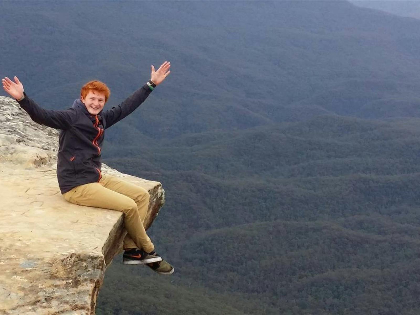 On top of the world in the breathtaking Blue Mountains!
