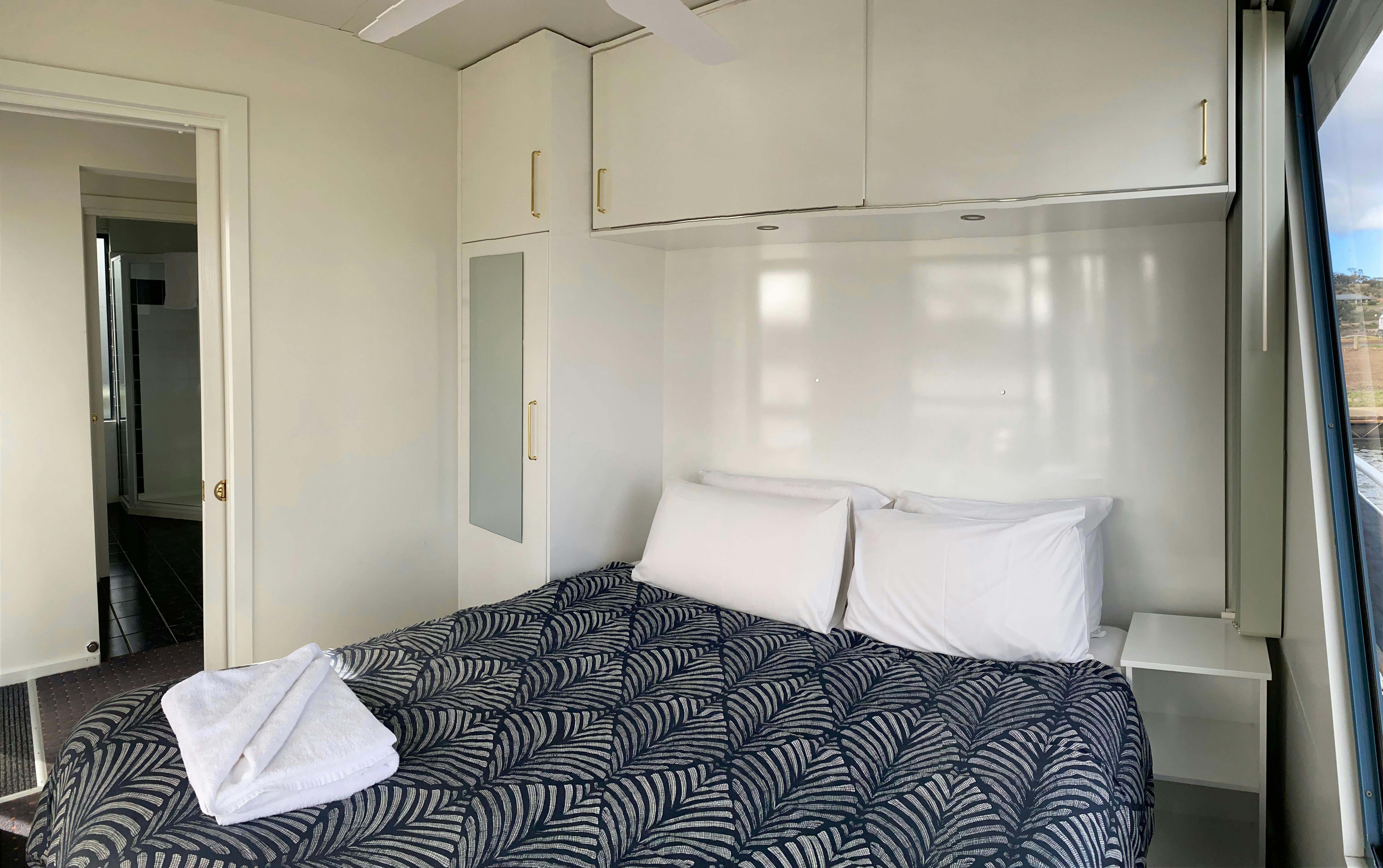 "King" or single beds