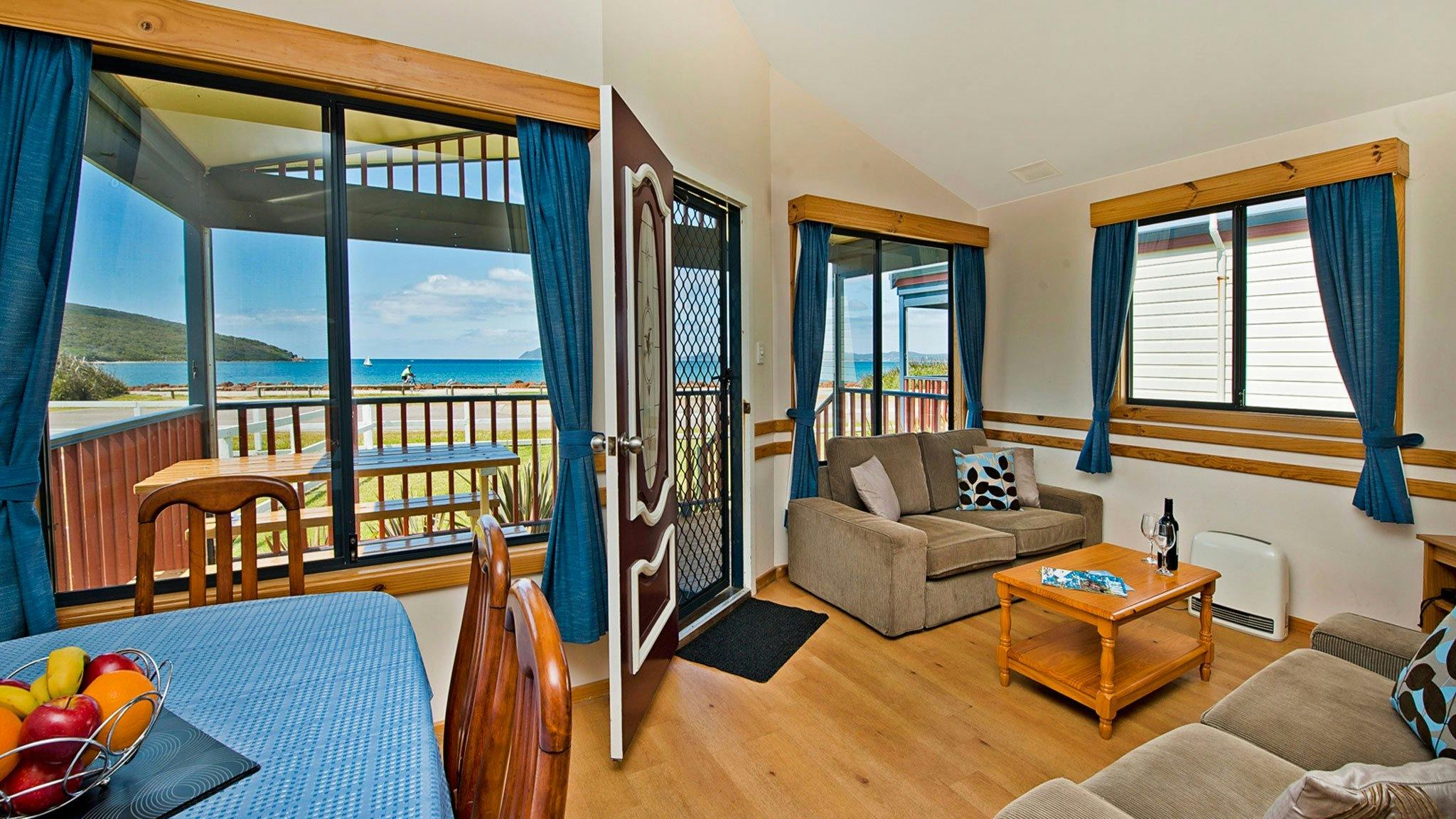 Acclaim Rose Gardens Beachside Holiday Park, Emu Point, Western Australia