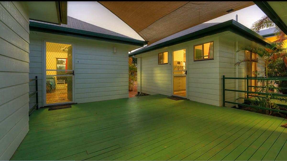Gee-Dees Family Cabins