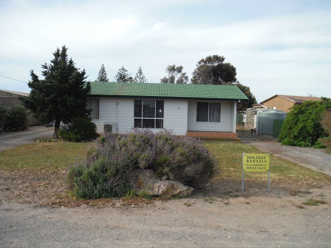 Capella Court