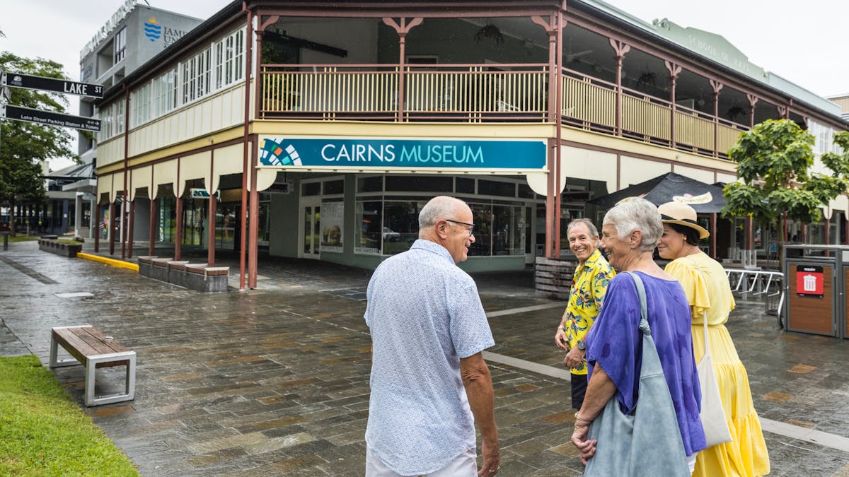 Entrance o Cairns Museum