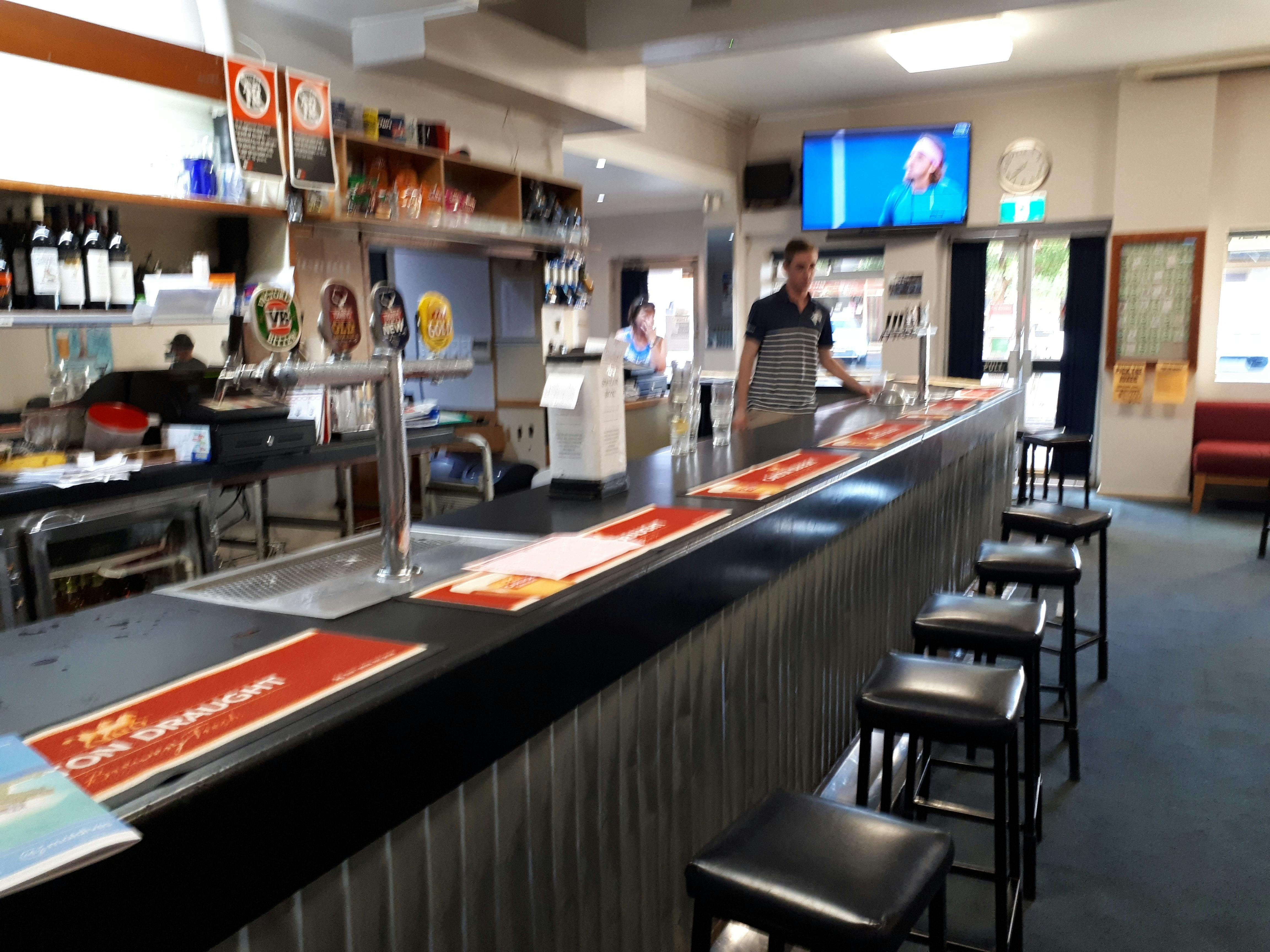 Bar