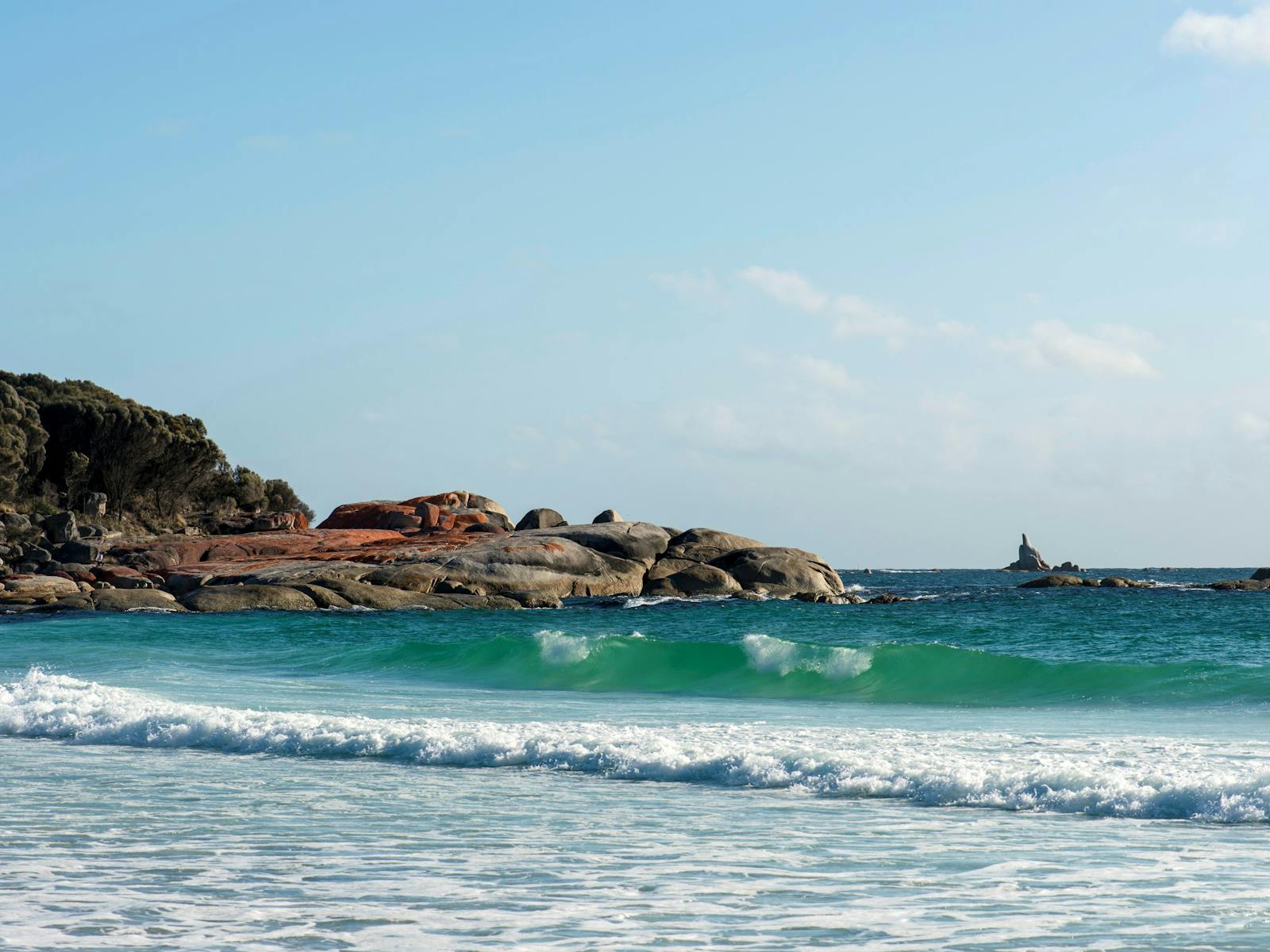 Priory Ridge Wines is just 10 minutes from iconic Bay of Fires, East coast Tasmania.