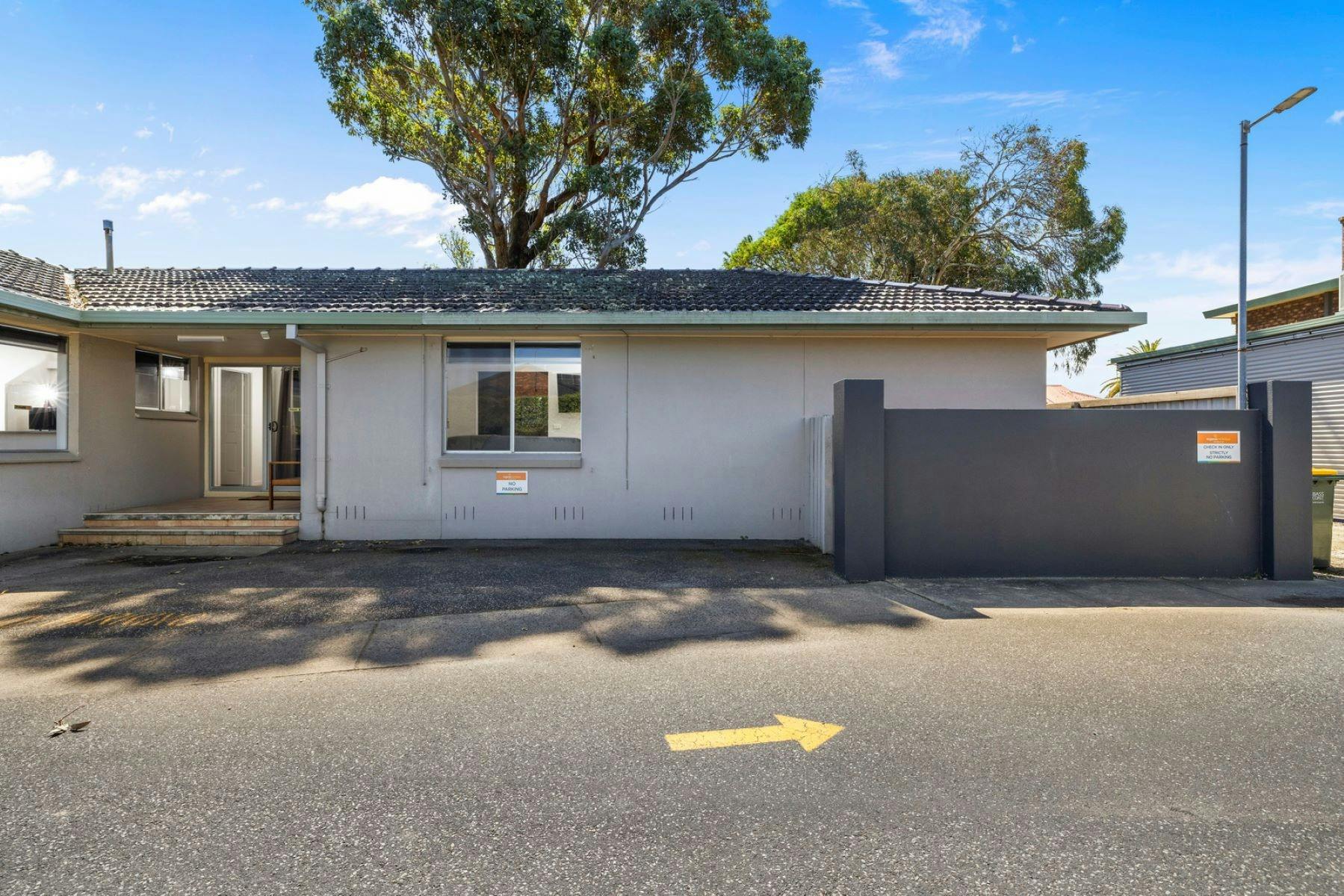 2 Bedroom Courtyard Unit Exterior