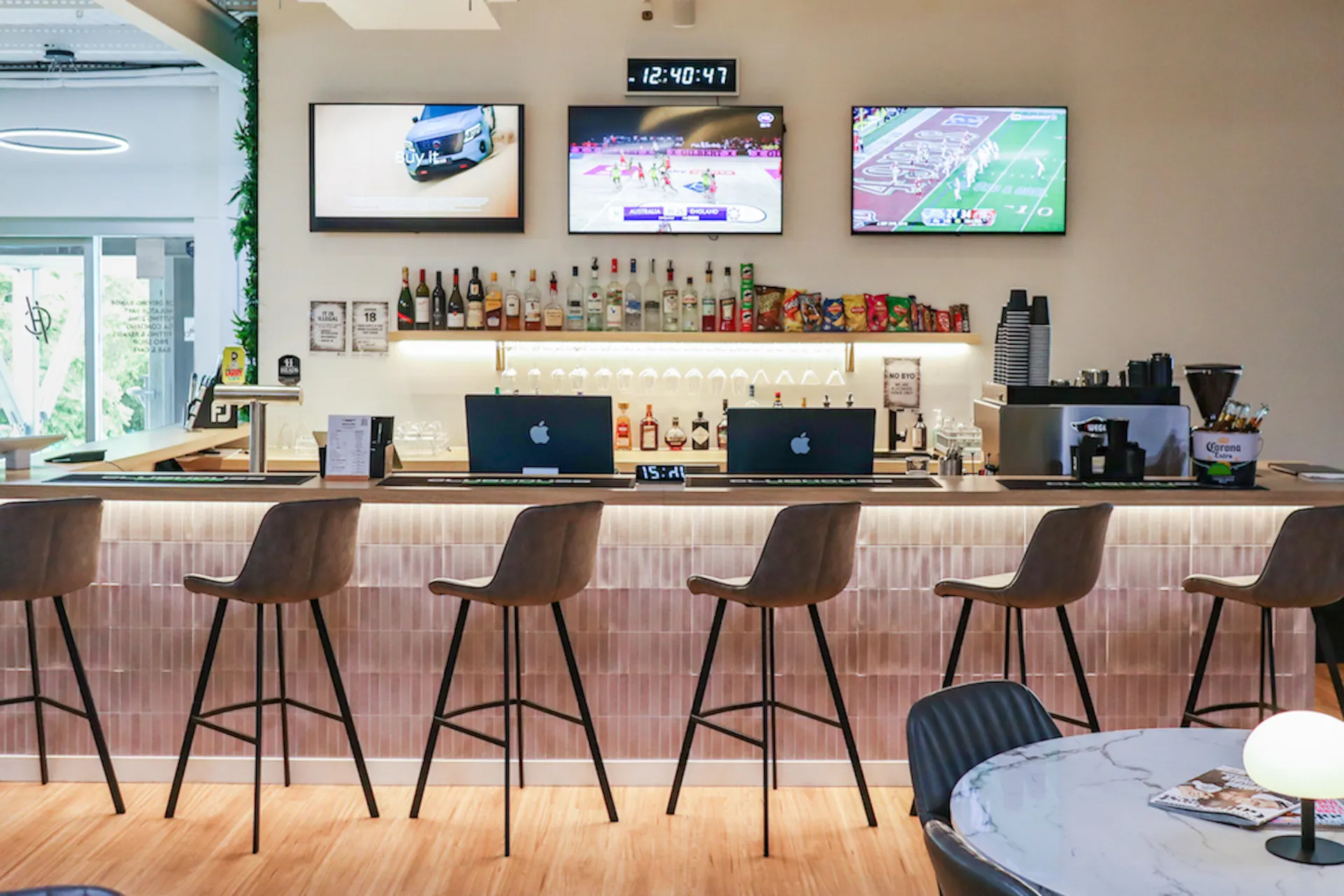 Clubhouse Sports Bar
