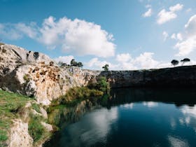 Little Blue Lake, Mount Schank