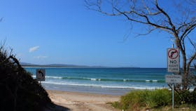 4WD access back to Brooms Head. Sandon.