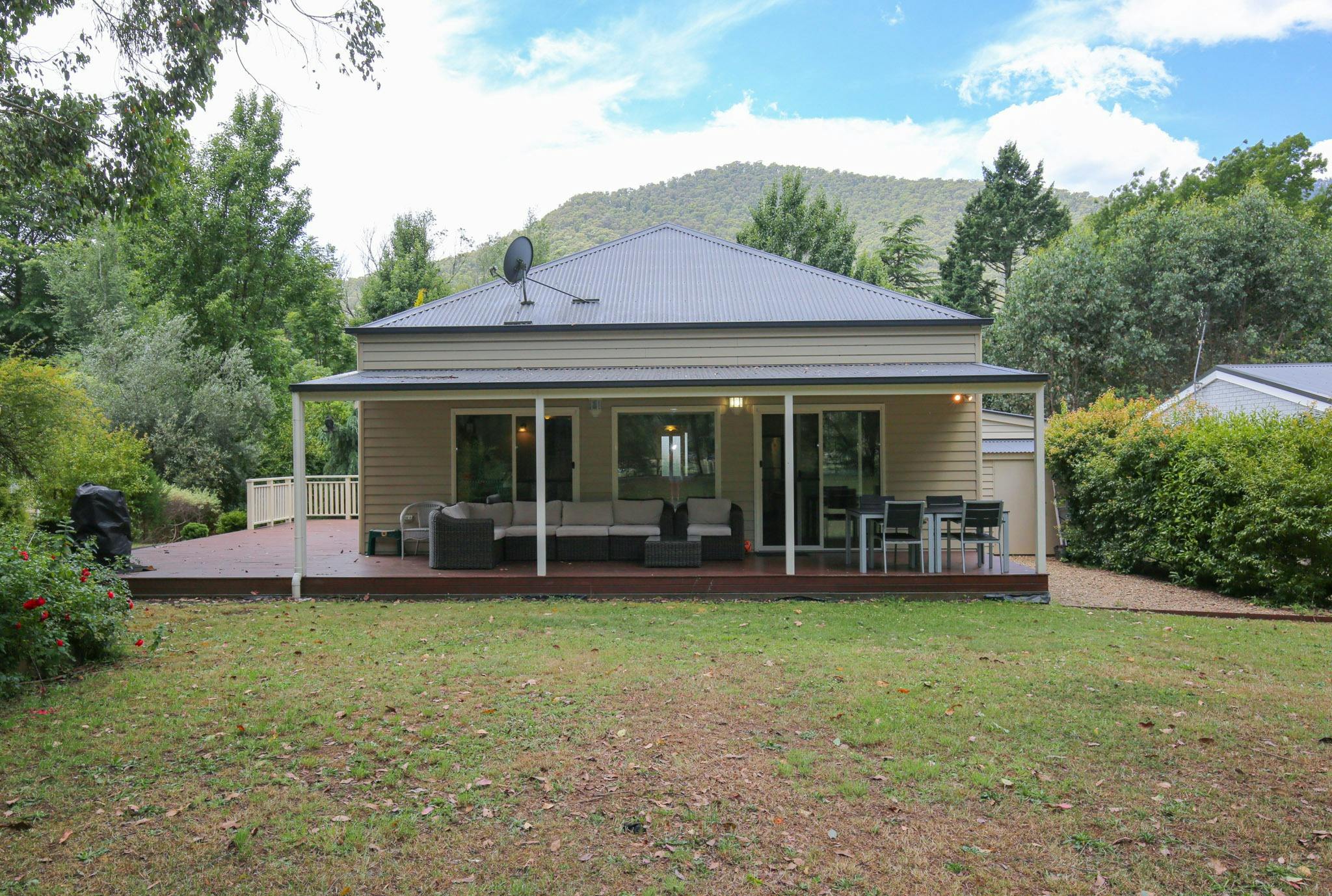 Back deck and alfresco area
