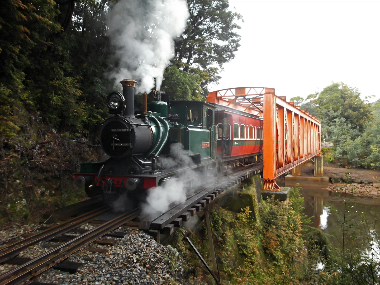 The River and Rainforest tour onboard the West Coast Wilderness Railway crosses the King River