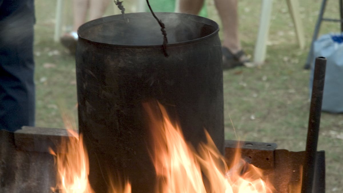Dinner and Campfire at the Bailey Bar Caravan Park