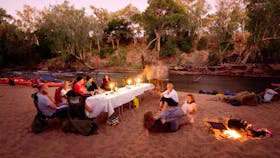 Gecko_canoeing_and_trekking_Dinner_Katherine_River