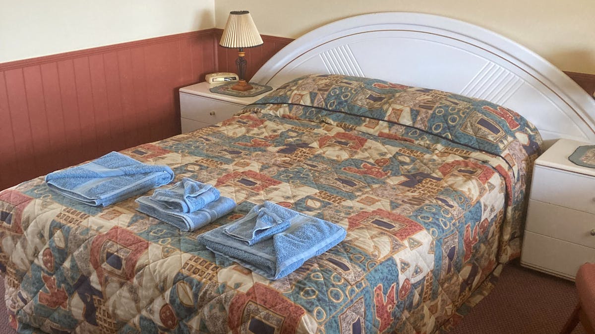 SHIRAZ CABIN INTERIOR