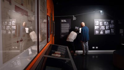 People exploring objects in Outer Space: Stromlo to the Stars