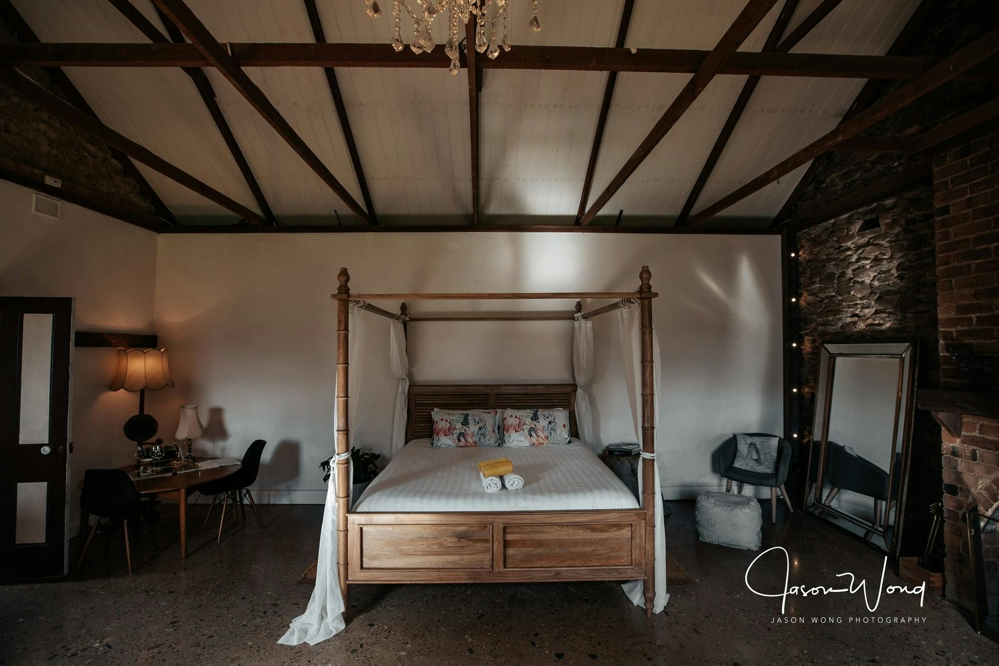 King size poster bed