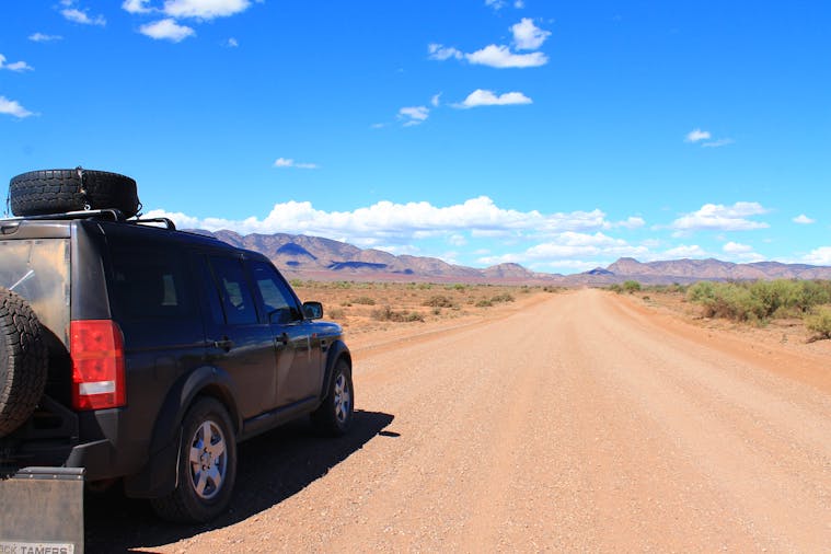 Aussie Mates Rates Deal 6 Day Flinders Ranges Arkaroola and Lake Eyre 4WD Tour
