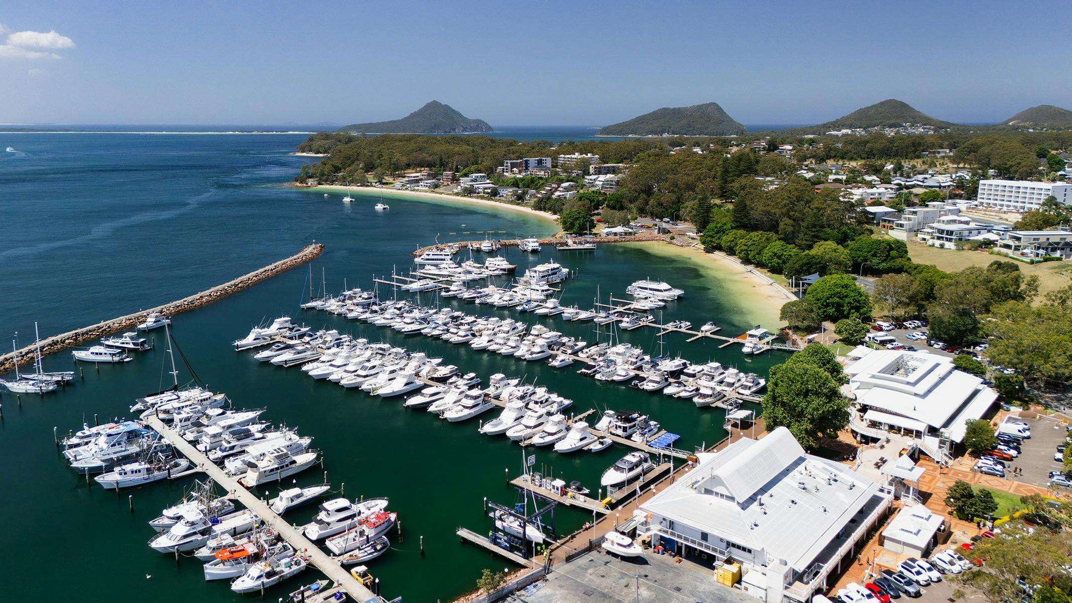 d'Albora Nelson Bay Marina
