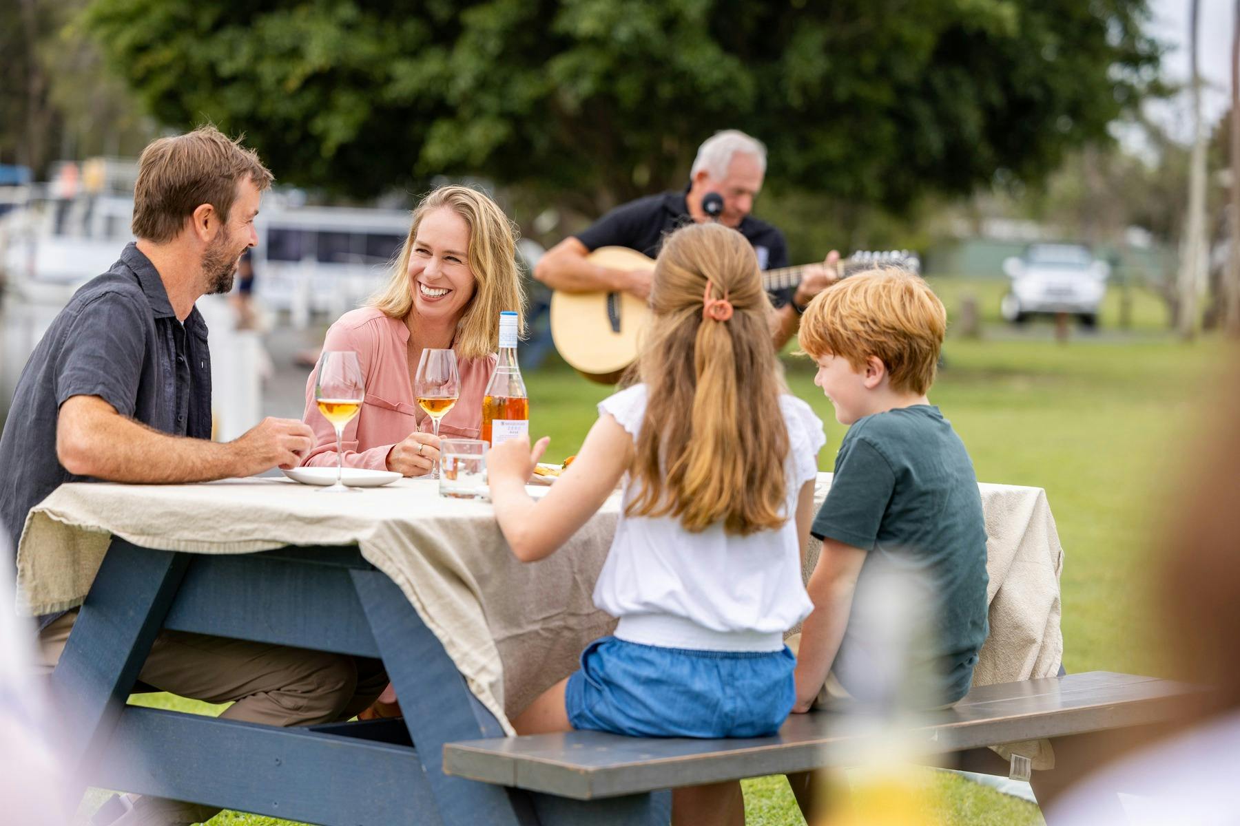 NRMA フォースター