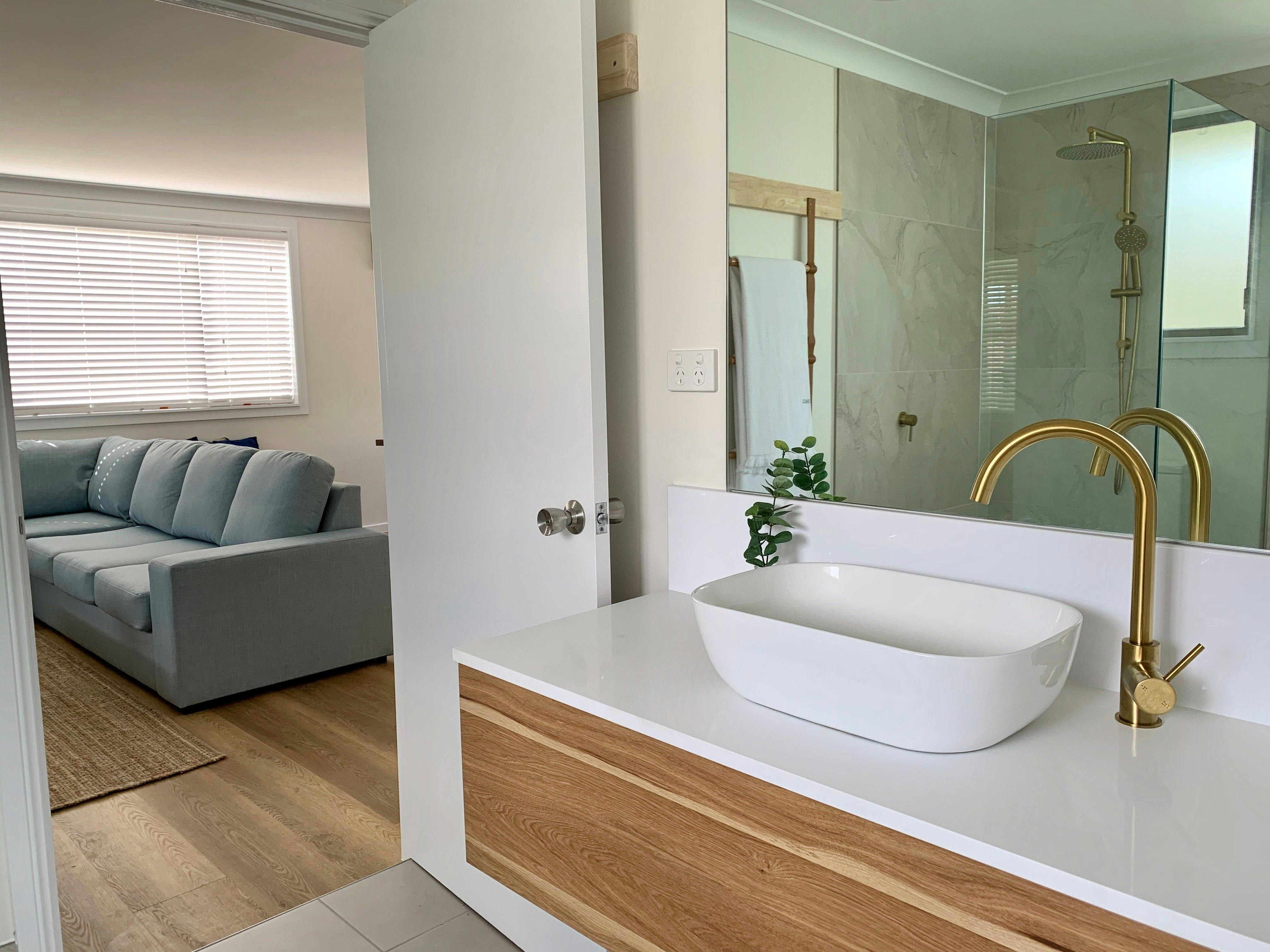 Large walk through Bathroom, Lake Cathie Holiday Cabins