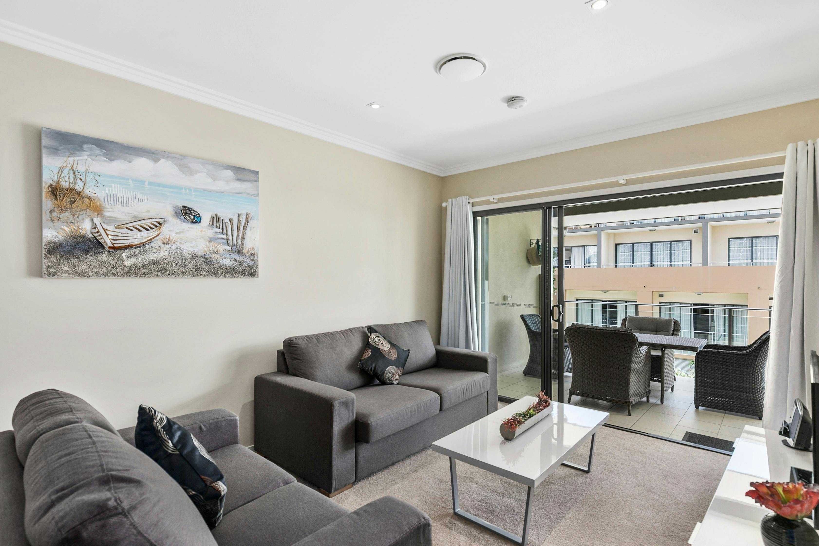 2 bed Pool view Stair access